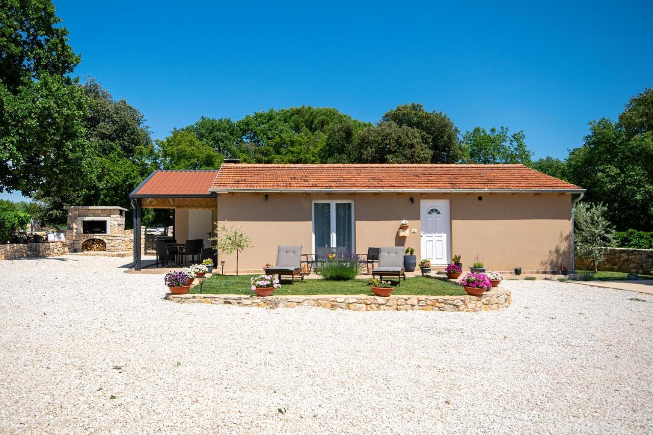Old Oak Holiday House Villa Rovinj Ngoại thất bức ảnh