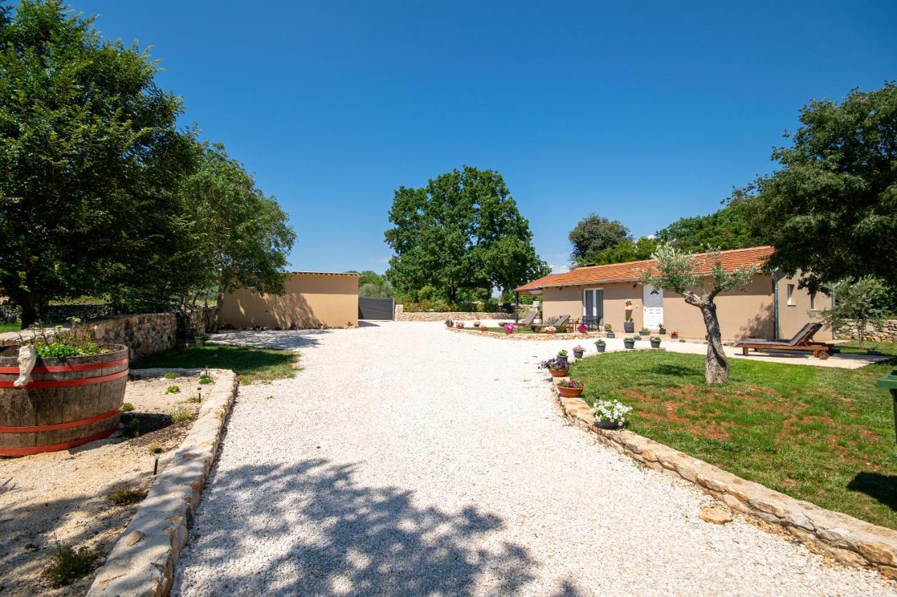Old Oak Holiday House Villa Rovinj Ngoại thất bức ảnh