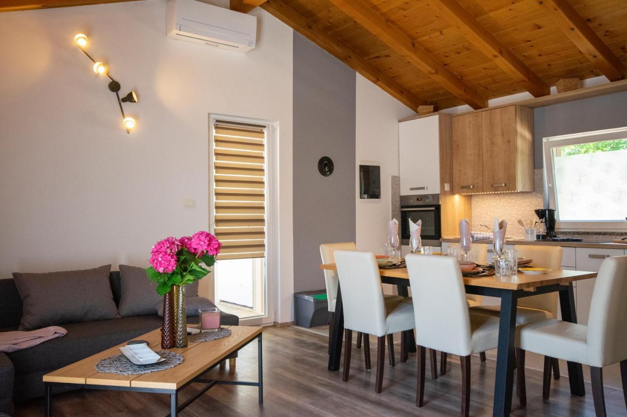 Old Oak Holiday House Villa Rovinj Ngoại thất bức ảnh
