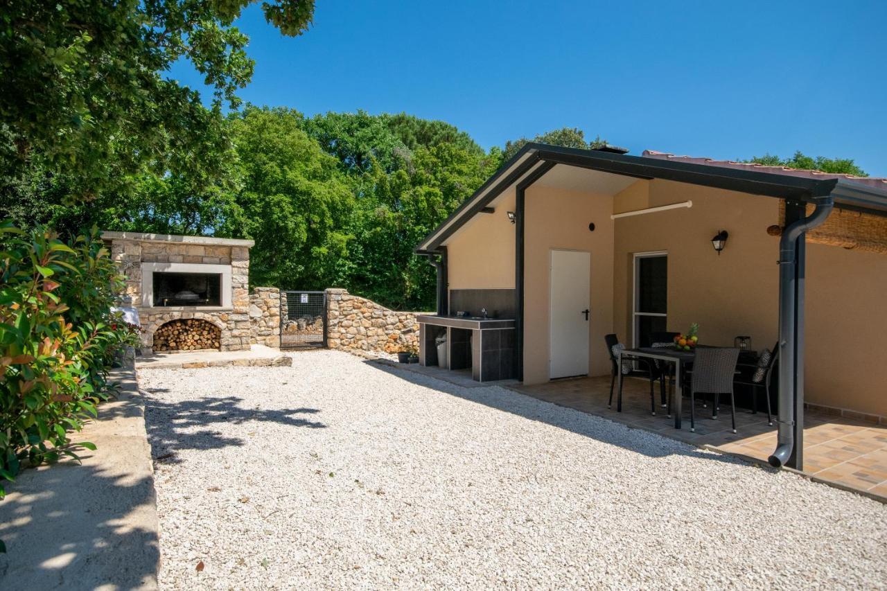 Old Oak Holiday House Villa Rovinj Ngoại thất bức ảnh