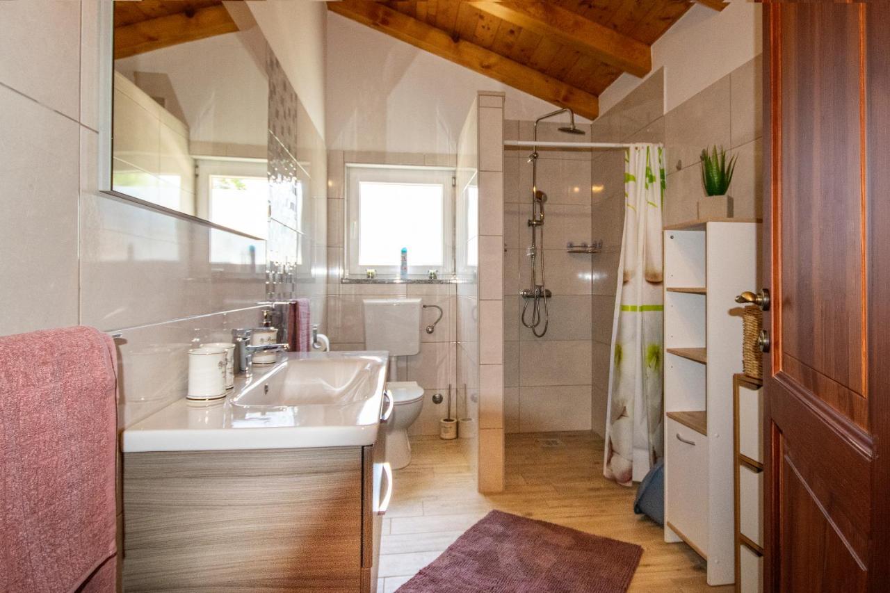 Old Oak Holiday House Villa Rovinj Ngoại thất bức ảnh