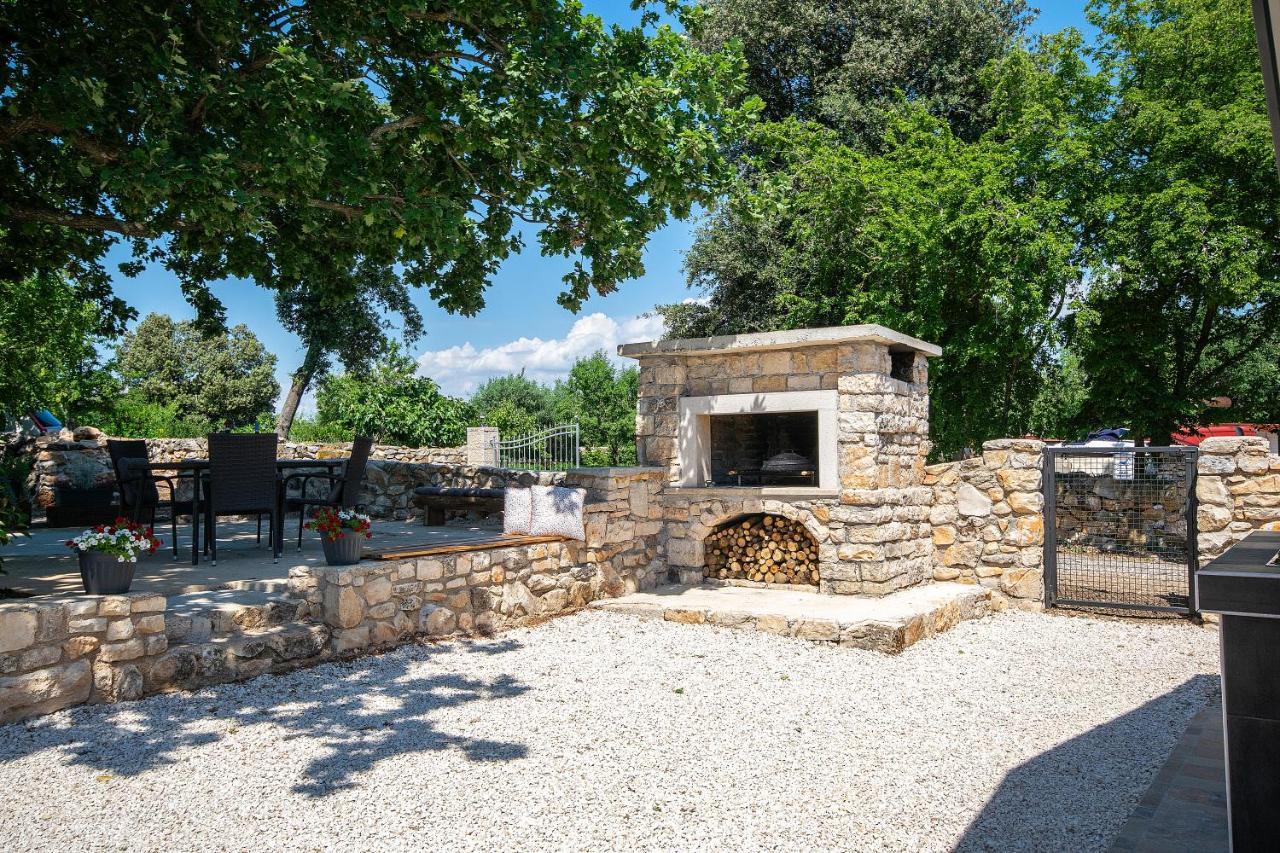 Old Oak Holiday House Villa Rovinj Ngoại thất bức ảnh