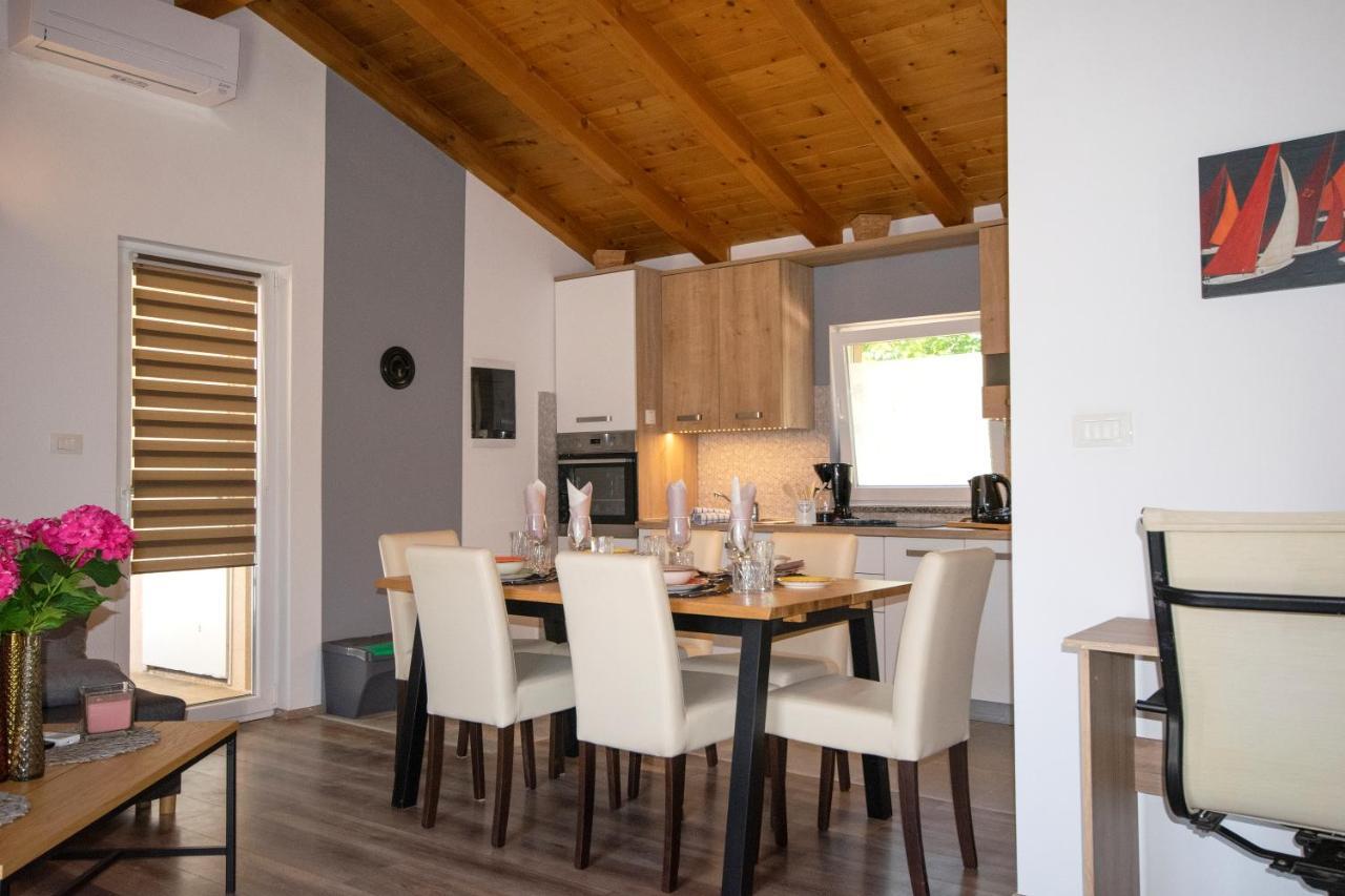 Old Oak Holiday House Villa Rovinj Ngoại thất bức ảnh